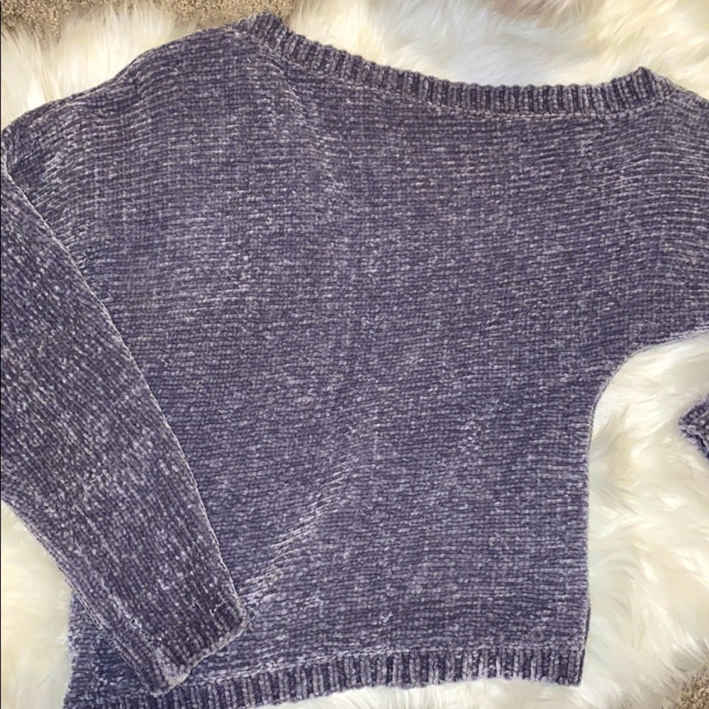 One shoulder sweater